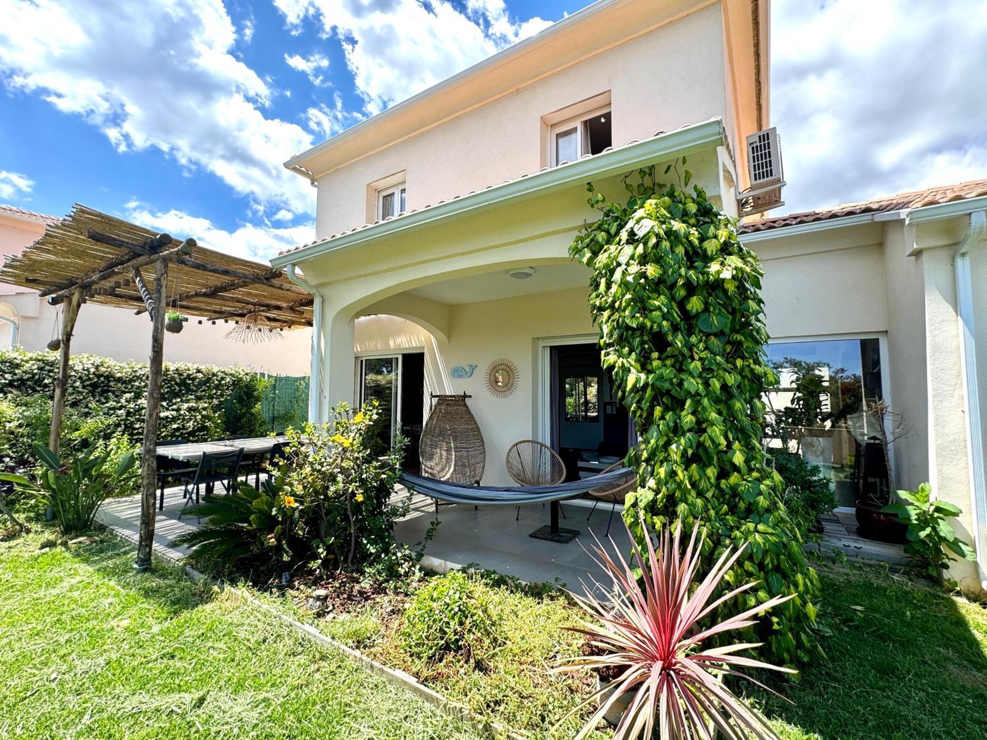 Jolie Maison Borgo Trois Chambres Trois Salles De Bain Bagian luar foto