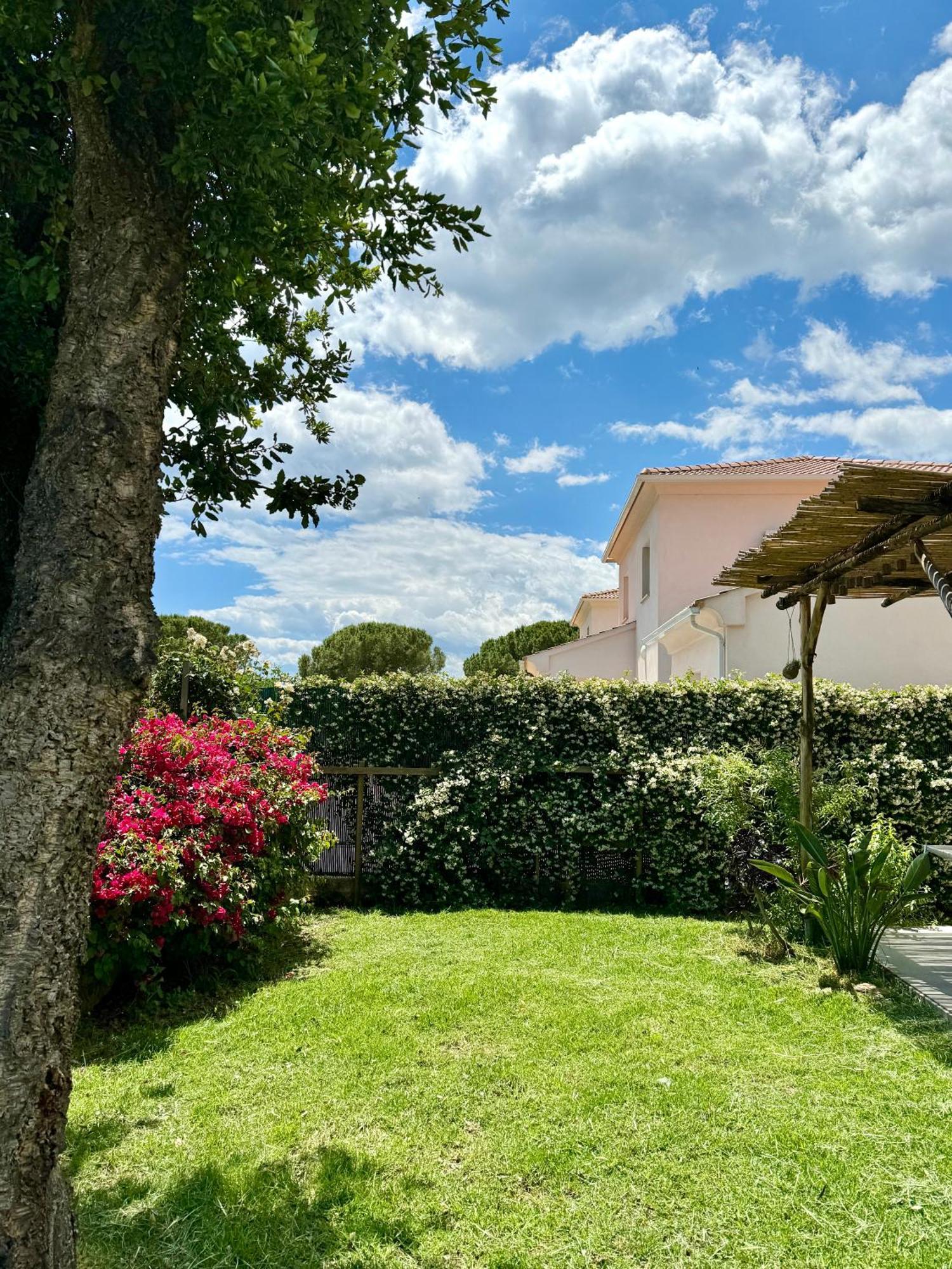 Jolie Maison Borgo Trois Chambres Trois Salles De Bain Bagian luar foto