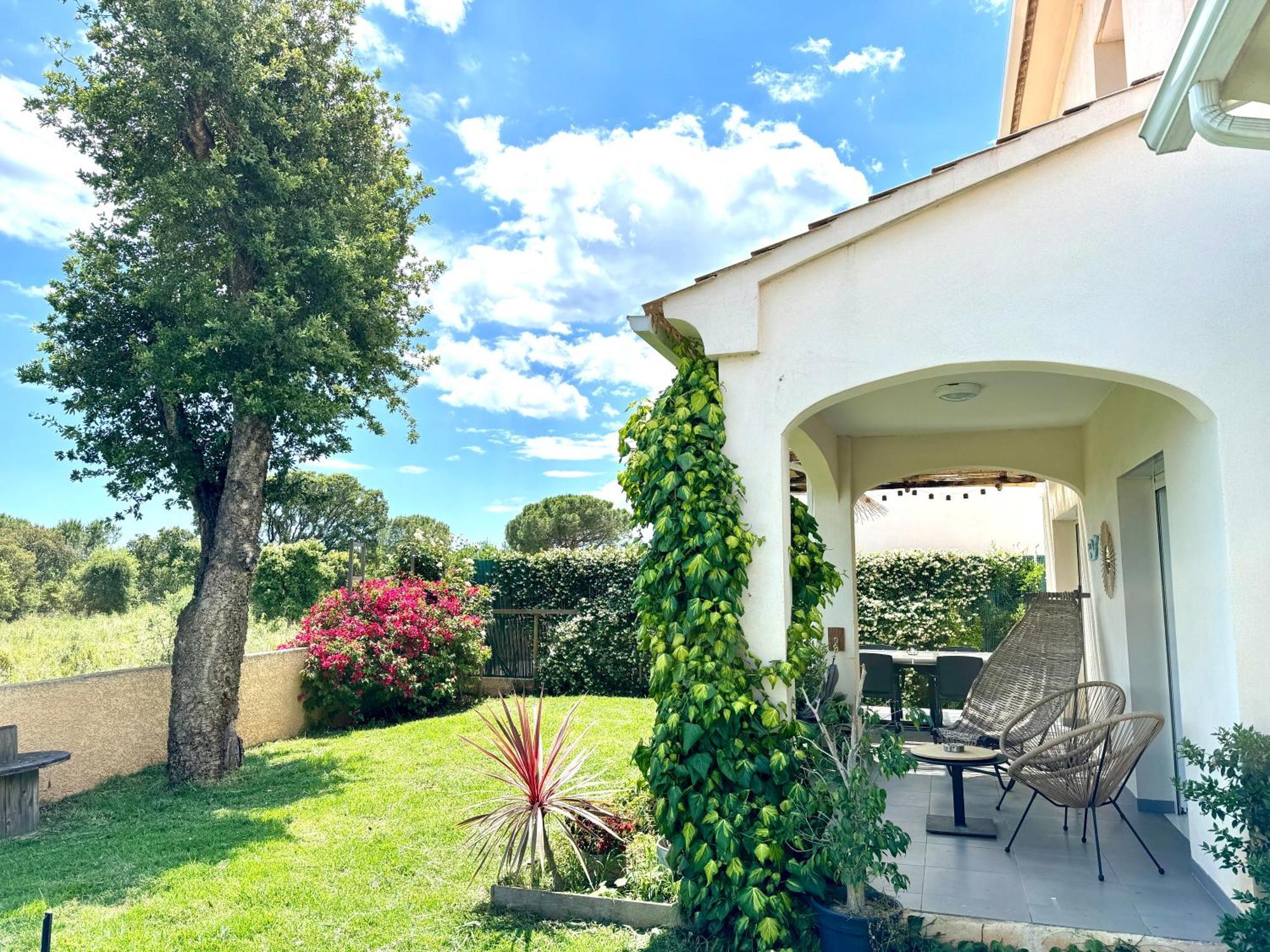 Jolie Maison Borgo Trois Chambres Trois Salles De Bain Bagian luar foto